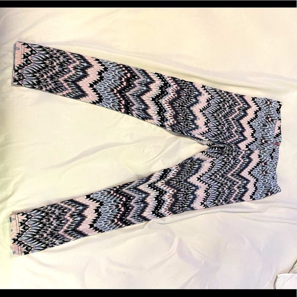 Patterned Leggings, Size Large